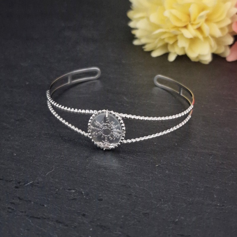 Pulseira Aço Inox Cuff Cristal Oval com Sol - Prateado Pulseira Aço Inox Cuff Cristal Oval com Sol - Prateado