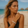 Pulseira Buzios com Buzio Central Dourado e Fecho Ajustável Macramé - Preto másolata