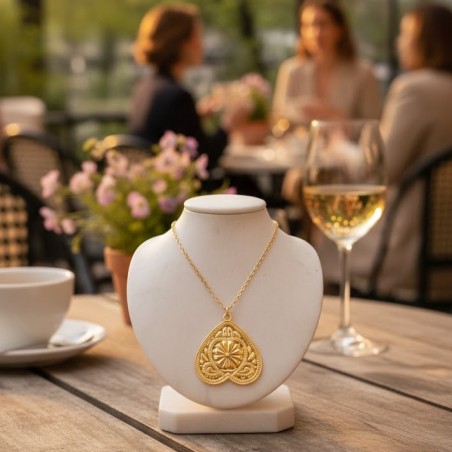 Colar Aço Inox Coração Invertido Flor - Dourado